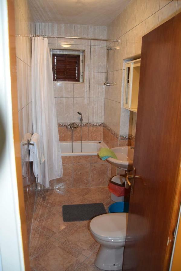 Apartman Linda Baska Voda Exterior photo